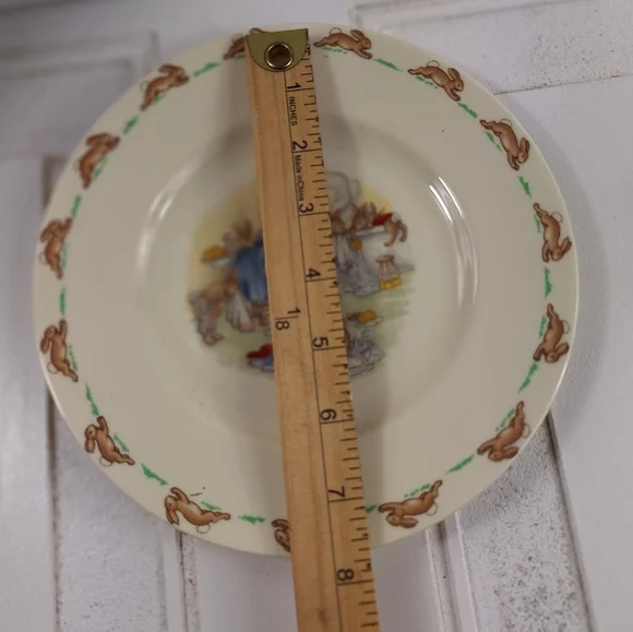 Vintage Royal Doulton Bunnykins Plate "Bath Time" 1936 English Fine Bone China - Picture 6 of 11